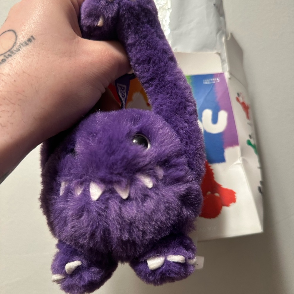 Purple Plush hug you “ART”Toy
